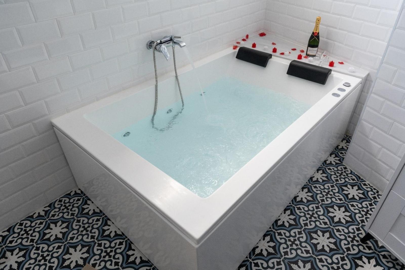 Alzira Bonita Suite Vip Jacuzzi Kültér fotó